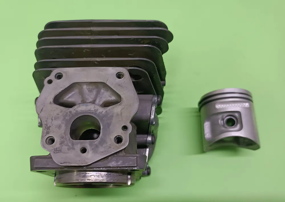 Szybka wysyłka | Cylinder z tłokiem do wykaszarki Husqvarna 545RX. 545RXT, 545FR, 345FR.