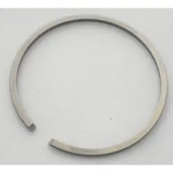 PIERŚCIEŃ 40MM KOSY VICTUS OLEO-MAC 074000405R | Bezpieczne zakupy